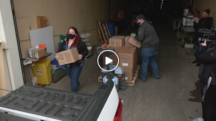 LMPD, SOS Partner To Collect Items For Louisville’s Homeless